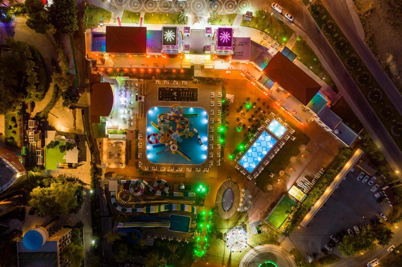 Club Aqua Plaza Hotel Alanya Exterior photo