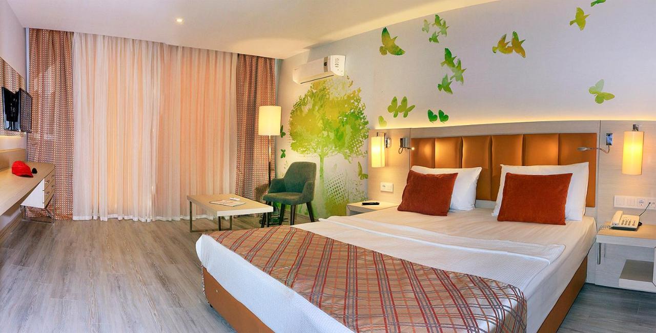 Club Aqua Plaza Hotel Alanya Exterior photo